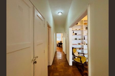 Apartamento à venda com 160m², 3 quartos e 1 vaga
