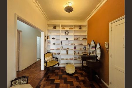 Apartamento à venda com 160m², 3 quartos e 1 vaga