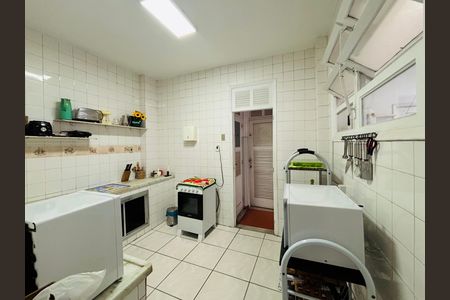 Apartamento à venda com 160m², 3 quartos e 1 vaga