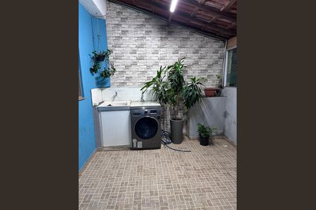 Área externa de casa para alugar com 3 quartos, 213m² em Jardim das Alterosas - 2ª Seção, Betim