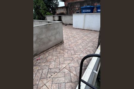 Área externa de casa para alugar com 3 quartos, 213m² em Jardim das Alterosas - 2ª Seção, Betim