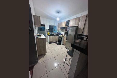 Cozinha de casa para alugar com 3 quartos, 213m² em Jardim das Alterosas - 2ª Seção, Betim