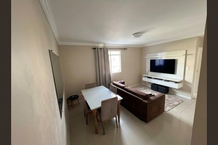 Sala de apartamento para alugar com 1 quarto, 56m² em Engenho Velho de Brotas, Salvador