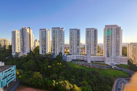 Vista da Suíte 3 de apartamento para alugar com 4 quartos, 238m² em Vila Suzana, São Paulo