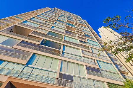 Fachada de apartamento para alugar com 4 quartos, 238m² em Vila Suzana, São Paulo