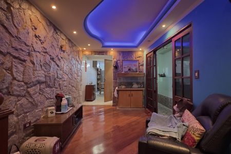 Casa para alugar com 198m², 1 quarto e 2 vagas Casa para alugar com 198m², 1 quarto e 2 vagasSala