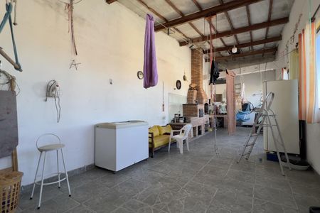 Casa para alugar com 198m², 1 quarto e 2 vagas Casa para alugar com 198m², 1 quarto e 2 vagasÁrea de Serviço e Churrasqueira