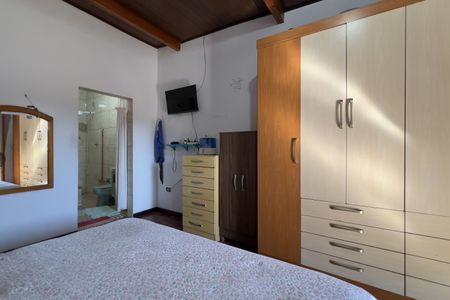Casa para alugar com 198m², 1 quarto e 2 vagas Casa para alugar com 198m², 1 quarto e 2 vagasSuíte