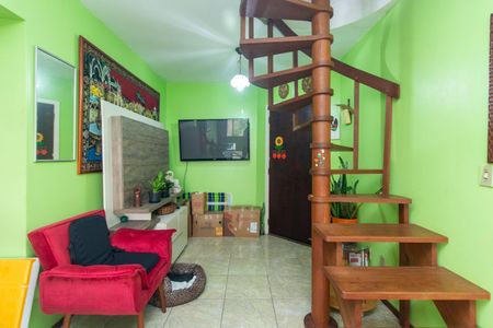 Apartamento à venda com 111m², 2 quartos e 1 vaga Apartamento à venda com 111m², 2 quartos e 1 vagaSala