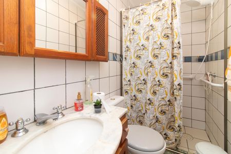 Apartamento à venda com 111m², 2 quartos e 1 vaga Apartamento à venda com 111m², 2 quartos e 1 vagaBanheiro