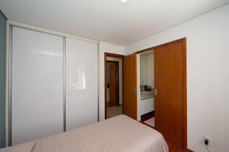 QUARTO4 de apartamento à venda com 4 quartos, 212m² em Buritis, Belo Horizonte