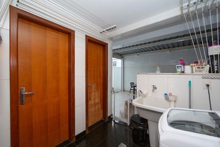 AREA DE SERVICO de apartamento à venda com 4 quartos, 212m² em Buritis, Belo Horizonte