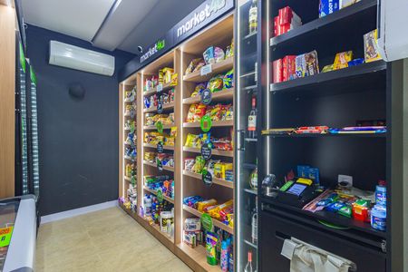 Apartamento para alugar com 64m², 2 quartos e 1 vaga Apartamento para alugar com 64m², 2 quartos e 1 vagaMini Mercado