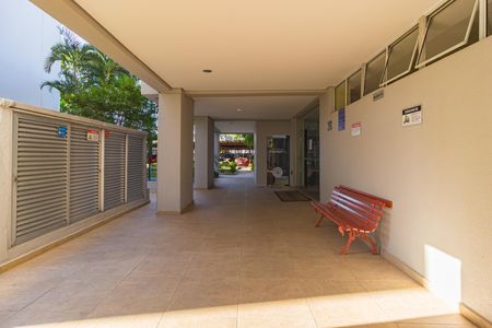 Apartamento para alugar com 64m², 2 quartos e 1 vaga Apartamento para alugar com 64m², 2 quartos e 1 vagaHall social