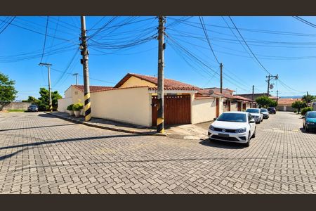 Fachada de casa de condomínio para alugar com 2 quartos, 110m² em Vista Alegre, São Gonçalo