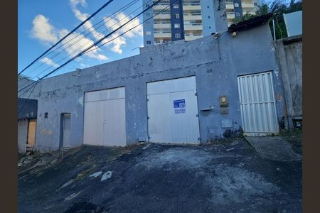 portao 2 garagem  de casa para alugar com 3 quartos, 312m² em Boca do Rio, Salvador