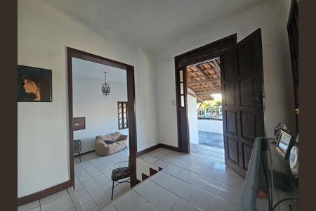 rool entrada  de casa para alugar com 3 quartos, 312m² em Boca do Rio, Salvador