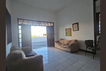 sala de casa para alugar com 3 quartos, 312m² em Boca do Rio, Salvador