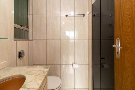 Banheiro de apartamento para alugar com 1 quarto, 30m² em Centro Histórico, Porto Alegre
