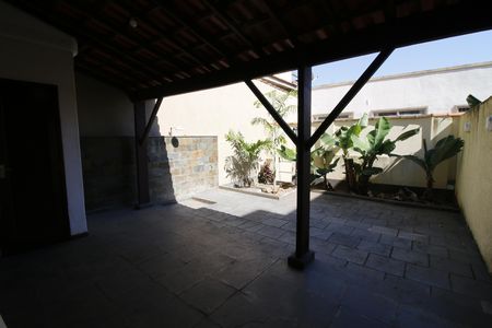 Casa para alugar com 3 quartos, 209m² em Taquara, Rio de Janeiro