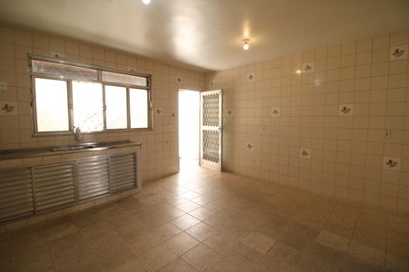 Casa para alugar com 3 quartos, 209m² em Taquara, Rio de Janeiro