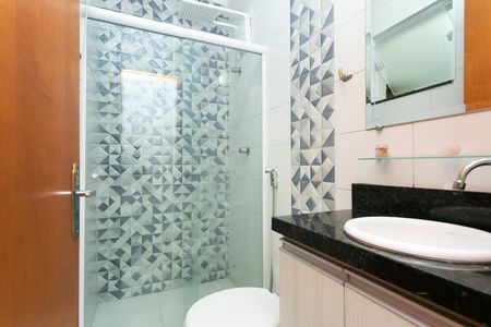 Banheiro Social  de casa à venda com 3 quartos, 110m² em Itaquera, São Paulo