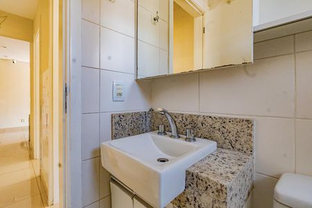 Banheiro Social de apartamento à venda com 3 quartos, 82m² em Vila Gumercindo, São Paulo