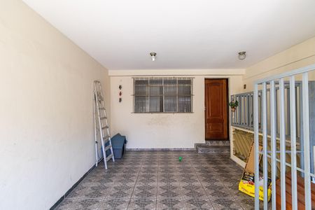 Garagem de casa para alugar com 2 quartos, 40m² em Vila Santa Teresa, São Paulo
