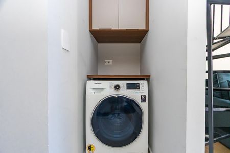 Área de serviço de apartamento para alugar com 1 quarto, 37m² em Portão, Curitiba