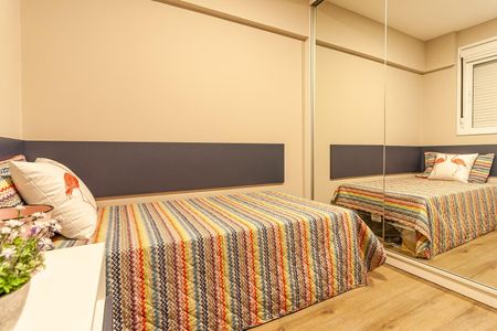 Quarto de apartamento para alugar com 2 quartos, 65m² em Floresta, Porto Alegre