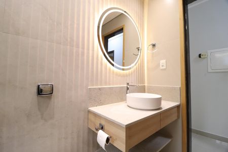 Casa para alugar com 231m², 3 quartos e 4 vagasBanheiro Social