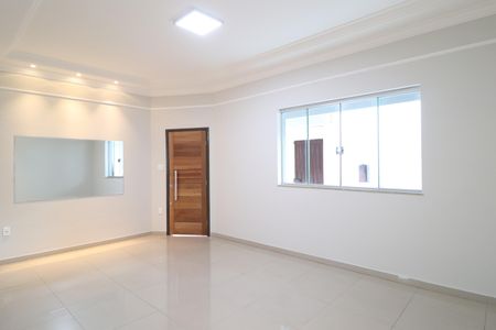 Sala 1 de casa para alugar com 3 quartos, 231m² em Tabajaras, Uberlândia