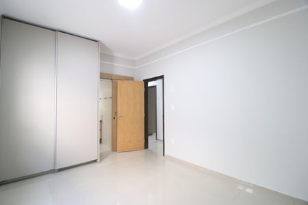 Casa para alugar com 231m², 3 quartos e 4 vagasQuarto 2 - Suíte