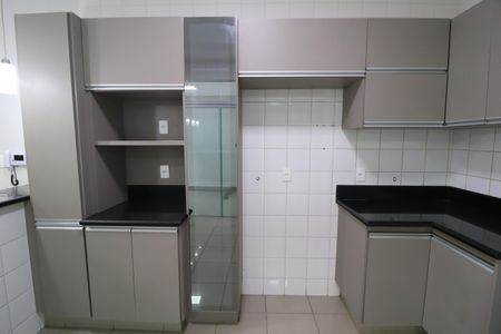 Casa para alugar com 231m², 3 quartos e 4 vagasCozinha