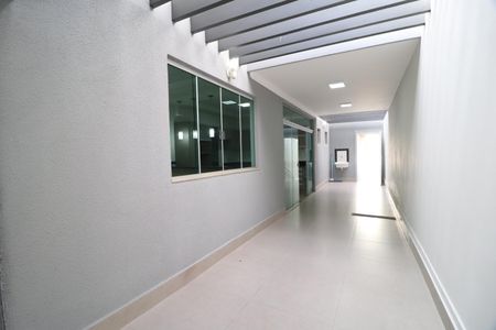 Corredor de casa para alugar com 3 quartos, 231m² em Tabajaras, Uberlândia