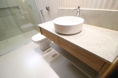Casa para alugar com 231m², 3 quartos e 4 vagasBanheiro Social