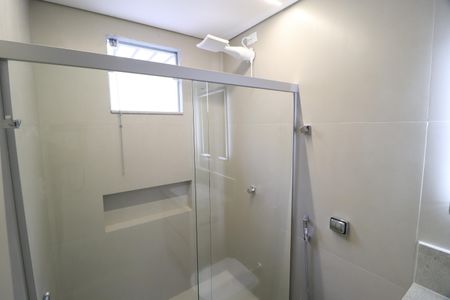 Casa para alugar com 231m², 3 quartos e 4 vagasBanheiro do Quarto 2