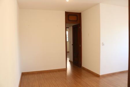 Sala de apartamento para alugar com 3 quartos, 80m² em Lapa, São Paulo