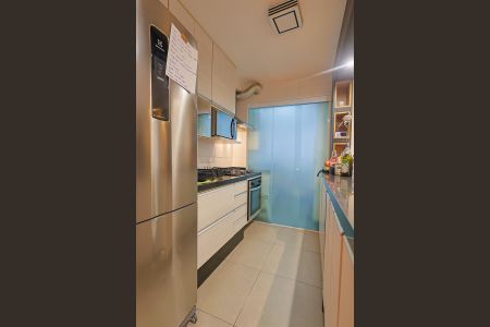 Apartamento à venda com 53m², 2 quartos e 2 vagas Apartamento à venda com 53m², 2 quartos e 2 vagasCozinha