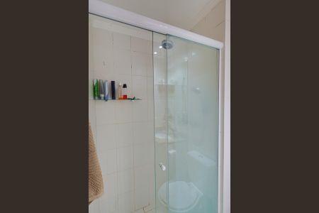 Apartamento à venda com 53m², 2 quartos e 2 vagas Apartamento à venda com 53m², 2 quartos e 2 vagasBanheiro Social