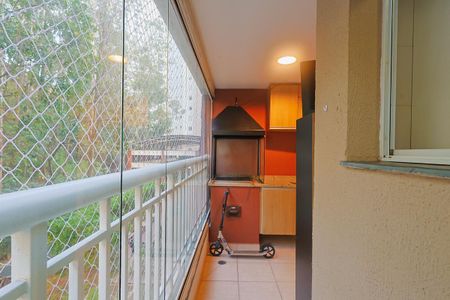 Apartamento à venda com 53m², 2 quartos e 2 vagas Apartamento à venda com 53m², 2 quartos e 2 vagasVaranda