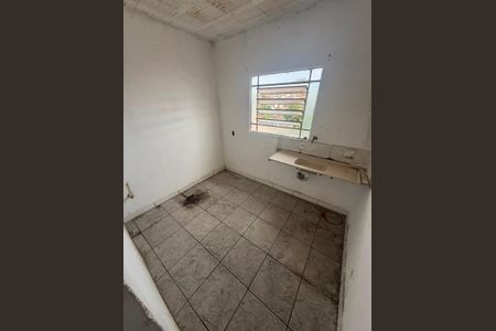 Cozinha de casa para alugar com 2 quartos, 40m² em Santa Monica, Belo Horizonte