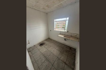 Cozinha de casa para alugar com 2 quartos, 40m² em Santa Monica, Belo Horizonte