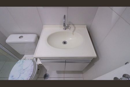 Apartamento à venda com 61m², 3 quartos e 1 vaga Apartamento à venda com 61m², 3 quartos e 1 vagaBanheiro da Suíte