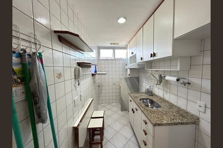 Apartamento para alugar com 65m², 2 quartos e 1 vagaCozinha