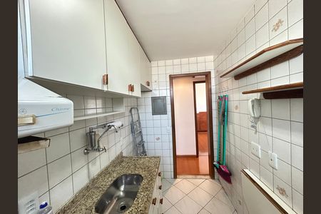 Apartamento para alugar com 65m², 2 quartos e 1 vagaCozinha