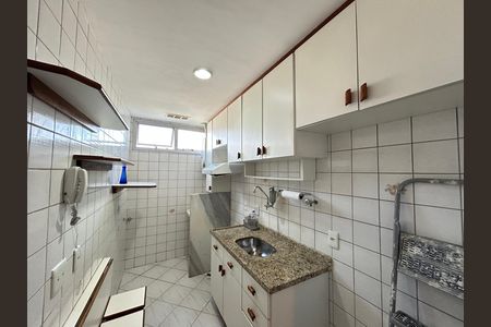 Apartamento para alugar com 65m², 2 quartos e 1 vagaCozinha