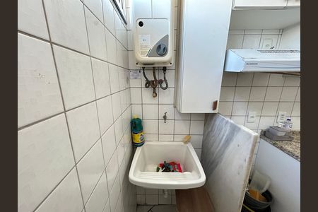 Apartamento para alugar com 65m², 2 quartos e 1 vagaÁrea de Serviço