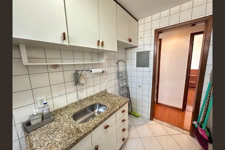 Apartamento para alugar com 65m², 2 quartos e 1 vagaCozinha