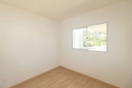Quarto 1 de apartamento para alugar com 2 quartos, 45m² em Campo Grande, Rio de Janeiro